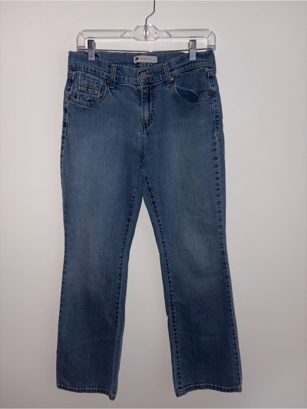 Levi's 515 Bootcut Flared Jeans in Medium Blue Wash Cropped